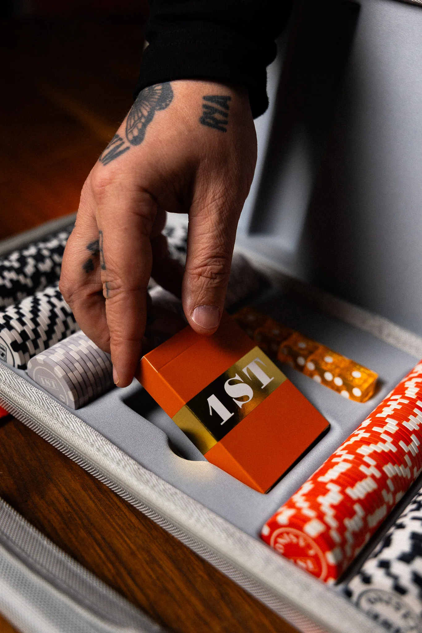 1ST Casino - Poker Set - Image 3