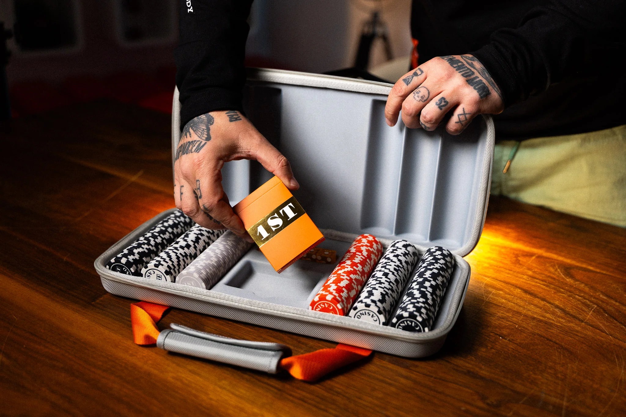 1ST Casino - Poker Set - Image 7