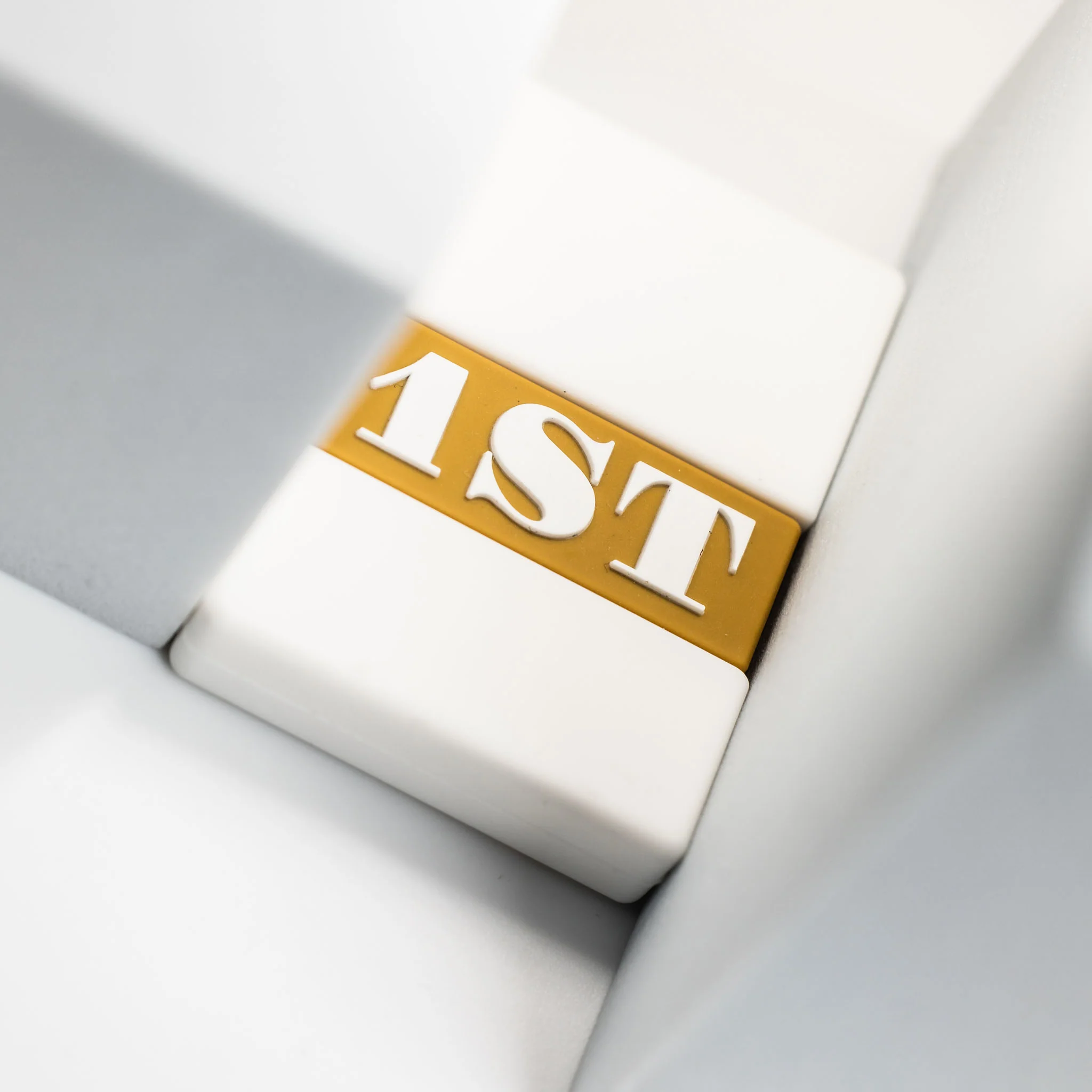 1ST V1 Magnet - Image 5