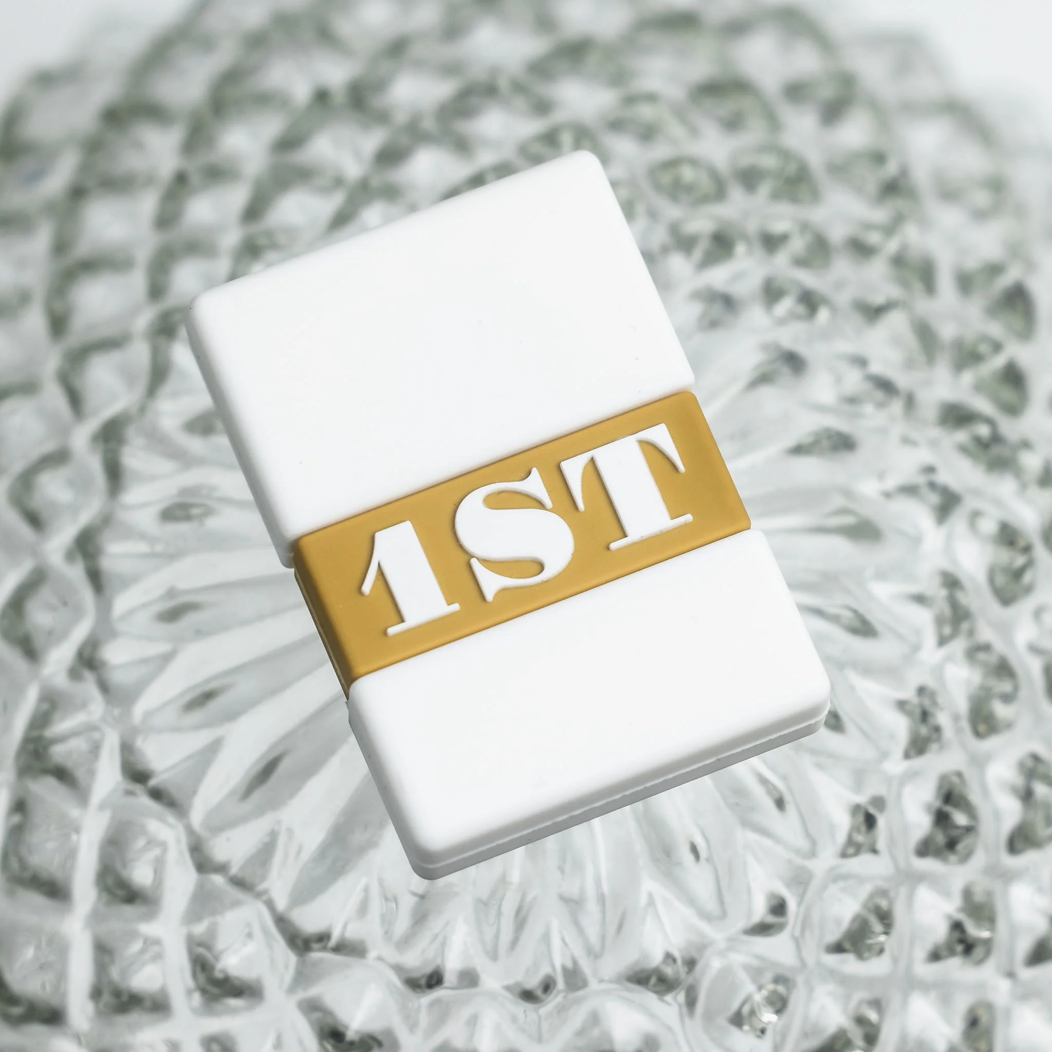 1ST V1 Magnet - Image 6