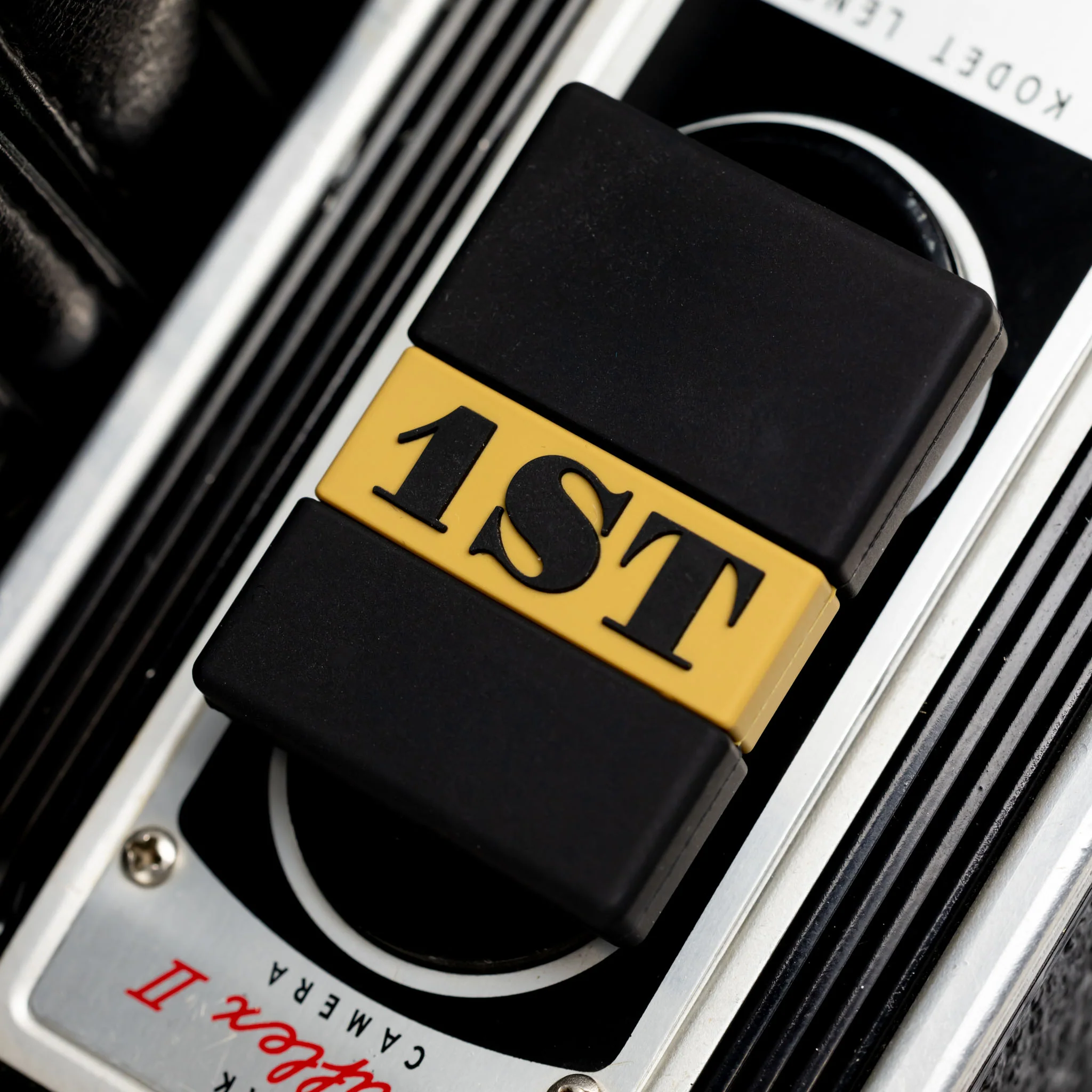 1ST V2 Magnet - Image 4