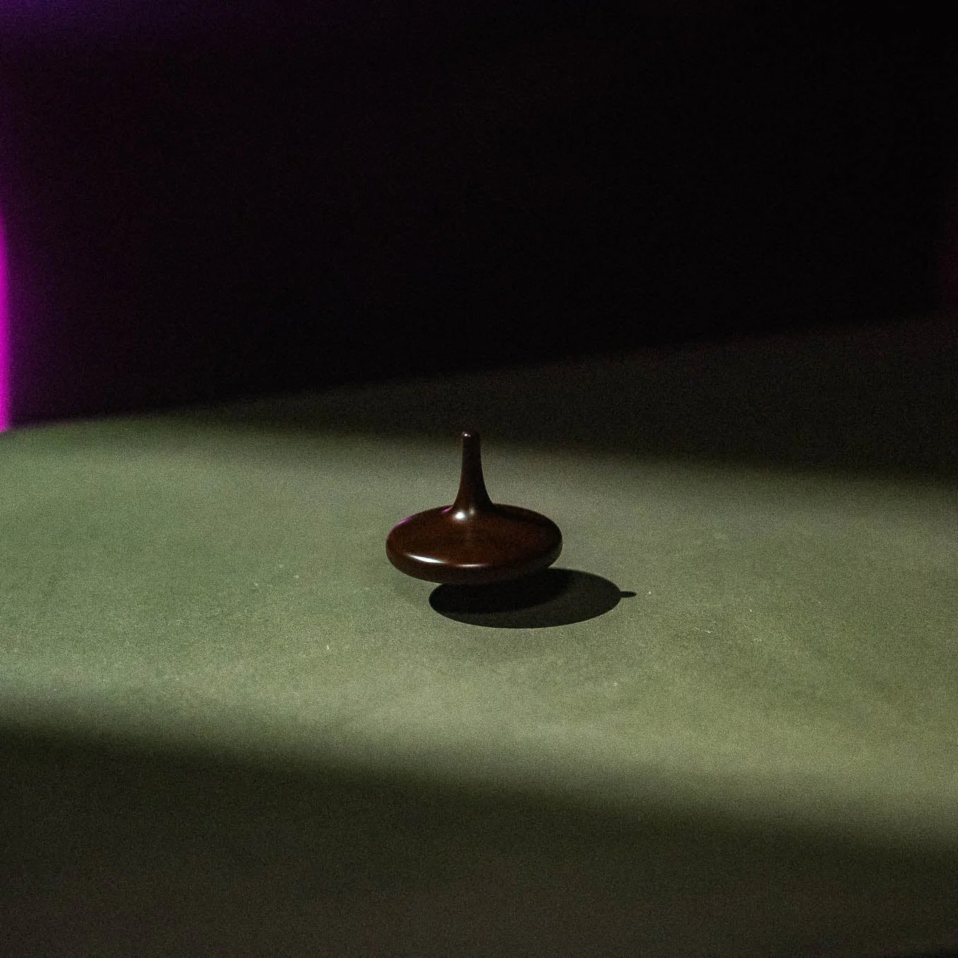 The Dreamer - Electronic Spinning Top - Image 8